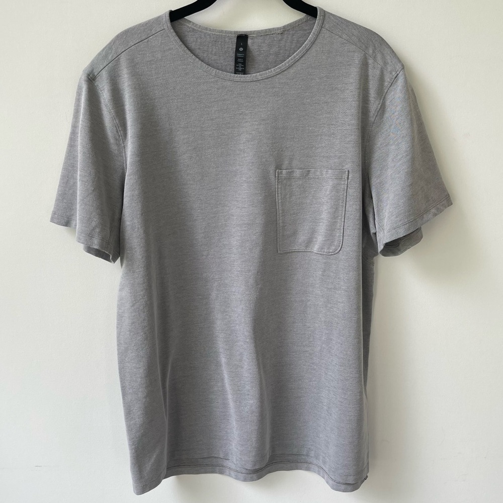 lululemon athletica Gray Short Sleeve Tee